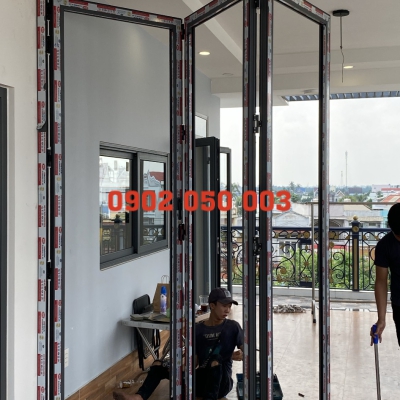 Cửa nhôm xingfa cái bè 