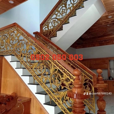  Thi công cầu thang nhôm đúc cái bè tg