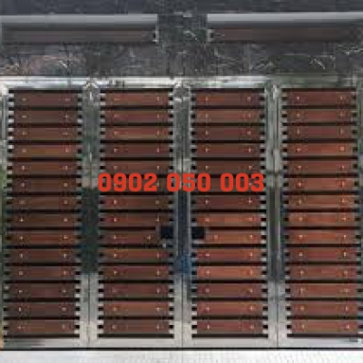 CỬA CỔNG SẮT TẠI THỊ TRẤN CÁI BÈ