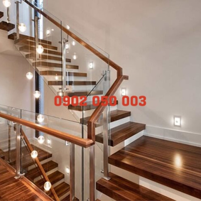 LẮP ĐẶT CẦU THANG KÍNH CÁI BÈ