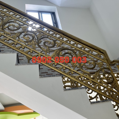 THI CÔNG CẦU THANG NHÔM ĐÚC CÁI BÈ