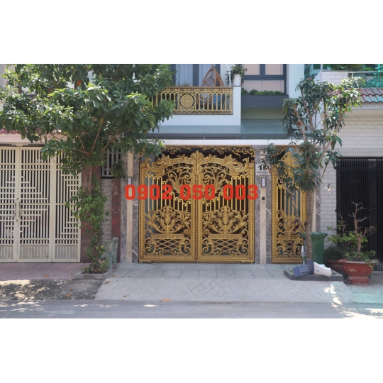 THI CÔNG CỬA NHÔM ĐÚC CÁI BÈ