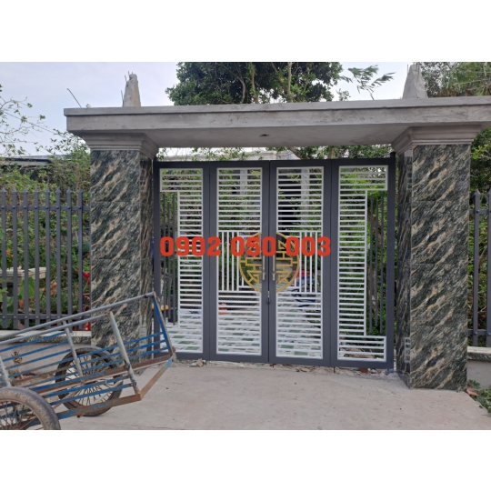 THI CÔNG CỬA SẮT TIỀN GIANG