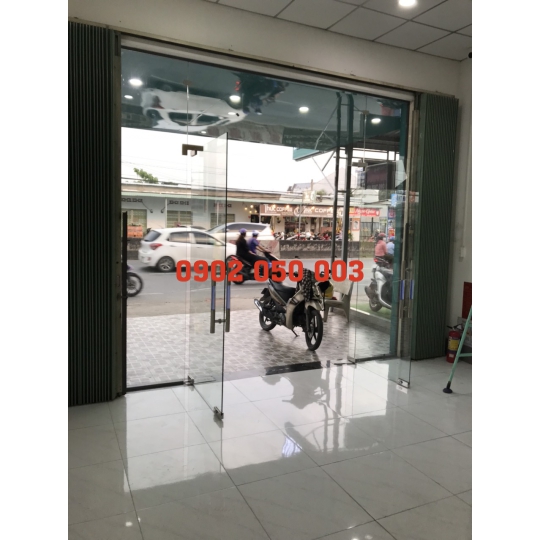 THI CÔNG KÍNH CƯỜNG LỰC TIỀN GIANG