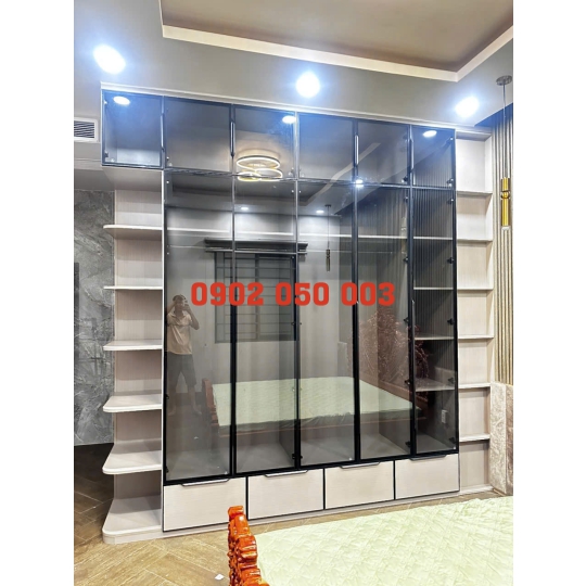 LẮP ĐẶT HỆ TỦ KÍNH CAO CẤP ĐỒNG THÁP 