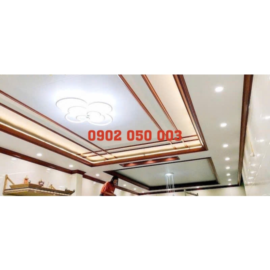 THI CÔNG TRẦN THẠCH CAO TẠI TIỀN GIANG